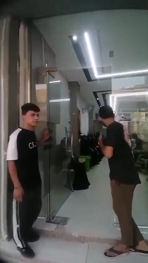 عيادة دصباح مجيد العمري  اختصاص اطفال والخدج وحديثي الولاده والتوحد وداء السكري عنده الاطفال....
متواجد طيلة ايام الاسبوع ماعدا يوم الخميس 
عنوان العياده ..
الشطره شارع الاطباء فرع صبار ابو الطرشي مجاور صيدلية غصن الطيب 
رقم الحجز / ***********

