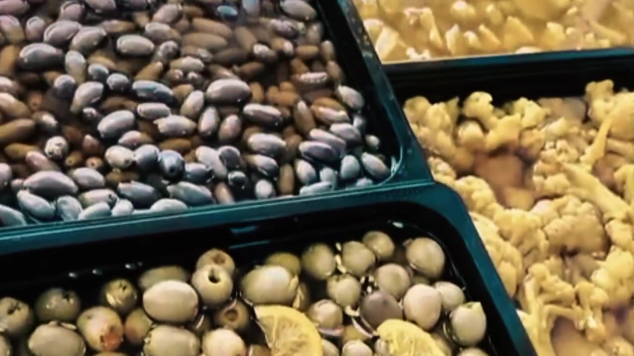 طرشي وألبان الإمامين
جودة ومذاق أصيل، مصنوع بالخل الطبيعي 100%.
يتوفر لدينا:
🫒 طرشي مشكل
🥒 مخلل محشي
🌶️ طرشي مدبس
🫒 زيتون بأنواعه
🧀 جبن عرب
🥛 لبن أربيل
🍶 كمير عرب
📍 العنوان: الخطيب - شارع معمل الغاز - مقابل أسواق 24 ساعة
📞 للاستفسار والطلبات: ***********
