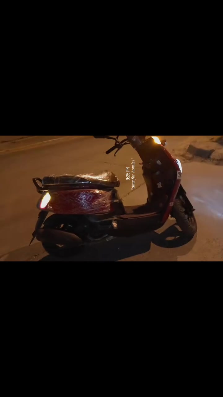 سڵاوی خواتان لێبێت ئەم ماتۆڕە پۆلیسیە بۆ فرۆشتن نرخی 500 $ شوێن کەرکوک ڕەقەم *********** شوێن کەرکوک مەجالێ برایانەشی تیایە

