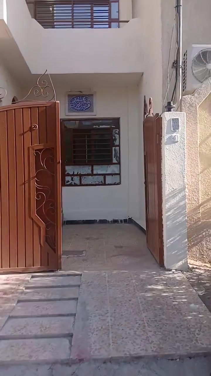 الموصل حي السكر • طابقين • ٣ غرف