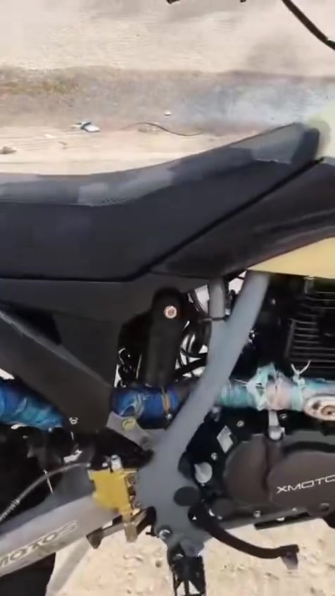 الدراجه خير من الله وحلوه وتستاهل التفاصيل داخل الفديو 

رقم تليفونى كدامك مكاني ناصريه مركز 

‪ 780 558 0435‬
