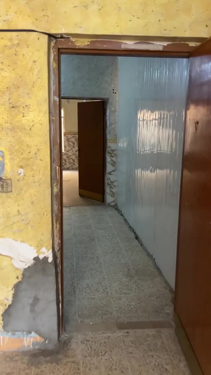 سلام عليكم بيت الايجار مساحته 100متر يتكون من صاله ومطبخ وكلدور وغرف نوم سعر لايجار امناسب 200قفل العنوان حله شارع ام البنين
لاستفسار اكثىر او مراجعت مكتب بهاء الجشعمي اللعقار العنوان حله شارع 100قرب جسر المشاه 
***********
