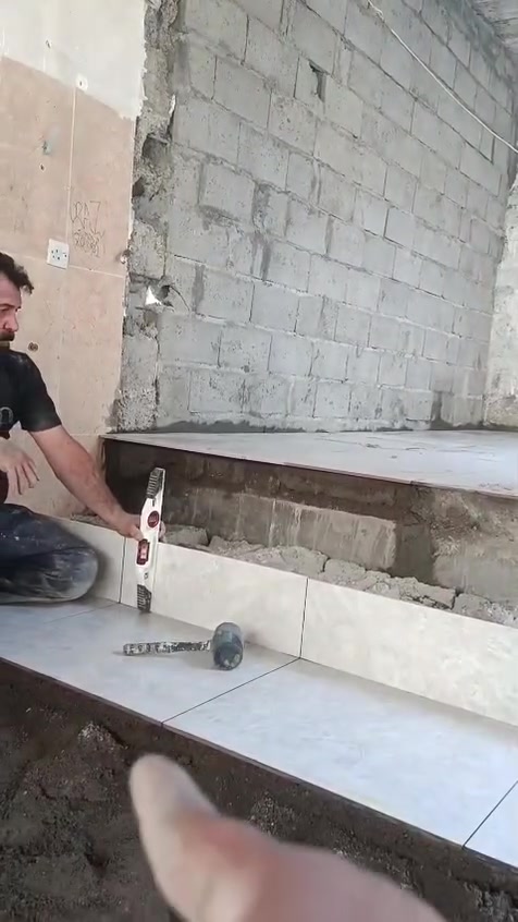ئە م شێوازە جە قە ڵاو ژورە
