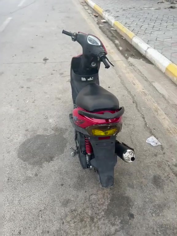 ماكس. عدله للبيع مكفوله. مامفتوحه بس كفر مبدل تايواني. ودبل لمامي.  كاض. لبقيه كله مكفوله. دراجه ناعمه كلش.  شراي. يخابر مكاني  كوت زين لقوس.   سعر 650  وبيه مجال. ***********
