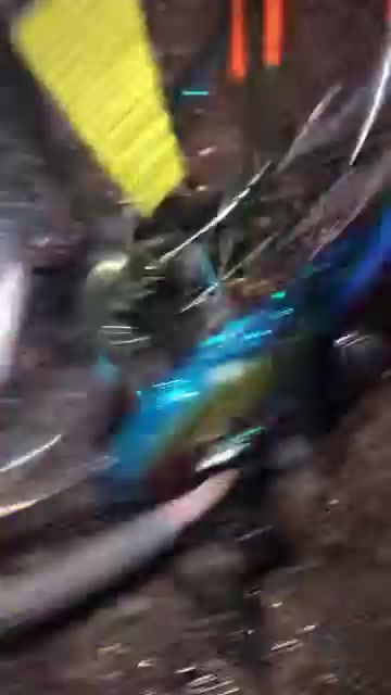 شباب بايسكل بناتي حجم 20 سبع ألوان البايسكل ياباني مديل 22 قبل أربع اليام لتشريته واريد ابيعه شاهد الله عليه البايسكل رايده 165 قفل شاهد الله عليه البايسكل جديد شخط مابيه والله العضيم