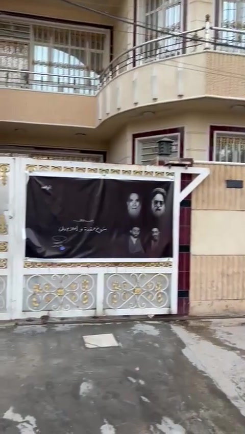 للبيع دار مساحه ١٧٢ متر طابو ملك صرف واجهه ٨ متر منطقة البلديات حي الرفاق الطابو شارع عريض ٣٠ متر السعر ٣٤٠ مليون للإستفسار مع رقم مكتب المستقبل ***********خلف مطعم الهلالي
