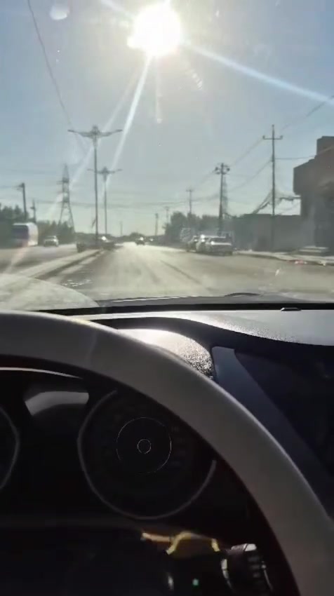 السلام عليكم بيت للبيع 115 متر بيت نضيف
غرفتين وصاله ومطبخ وحمامات 2منو 2 البيت صب بس غرفه وحده عكاده حي الميلاد فاو شارع 60 السعر70 بي مجال قليل
هاذا رقمي ***********
