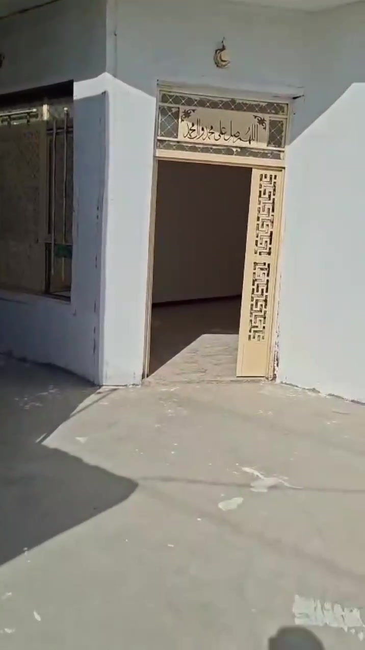 بيت ايجار في حواس حي لعباس شارع ريسي نضيف جدا  ***********
