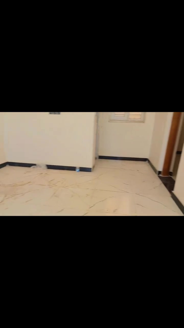 شقة للإيجار • طابق ثاني • حي الجزائر الديوانية