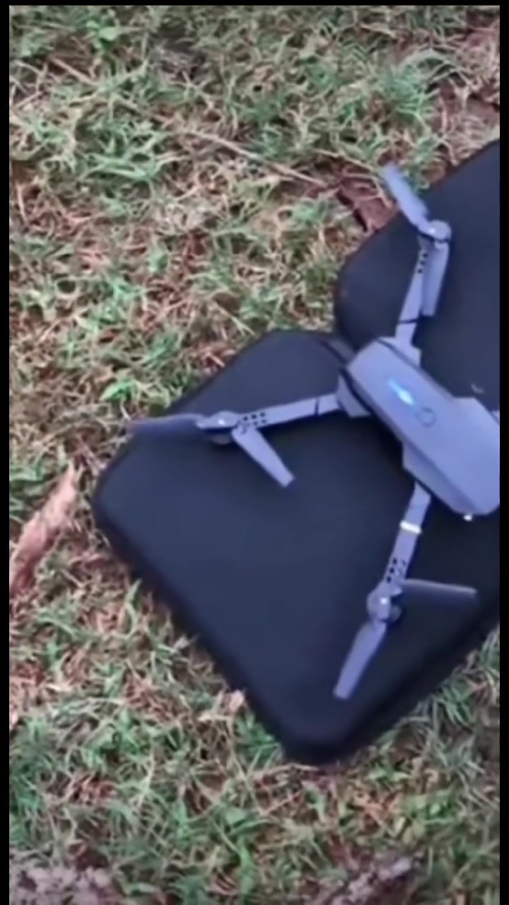 طيارة درون تصوير واضح بطاريتين يجي وياهة ترايش أضافية للأحتياط وكفرات حماية للتواصل خاص او مراسلة واتساب***********
