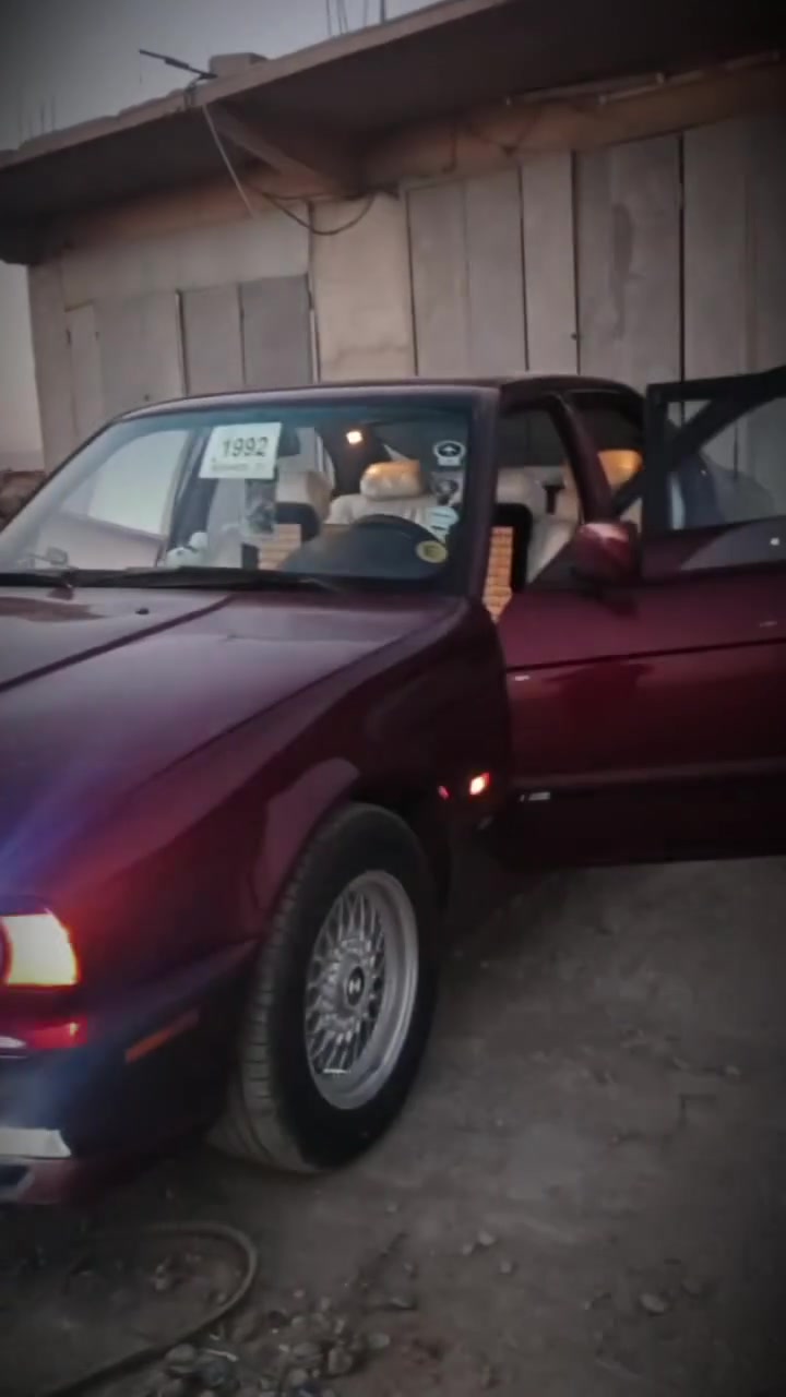 السلام عليكم لبيع بي ام 525i رقم نينوى شرط التحويل تبريت مو شقال اوتماتيك تنته موديل 92 السعر 58 وبيه مجال عنوان صلاح الدين قضاء بيجي رقم التلفون ***********
