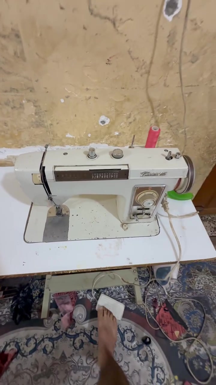 السلام عليكم مكينه خياطه عمليه نضيفه شغاله عل فحص

مدينة الصدر بجوادر السعر هيه والميز قفلها 100 الف ***********بي واتساب
