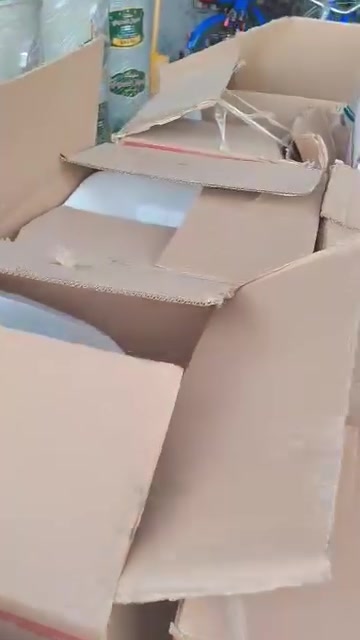 مغسلة معلقة • قياس ٥٠ • بغداد