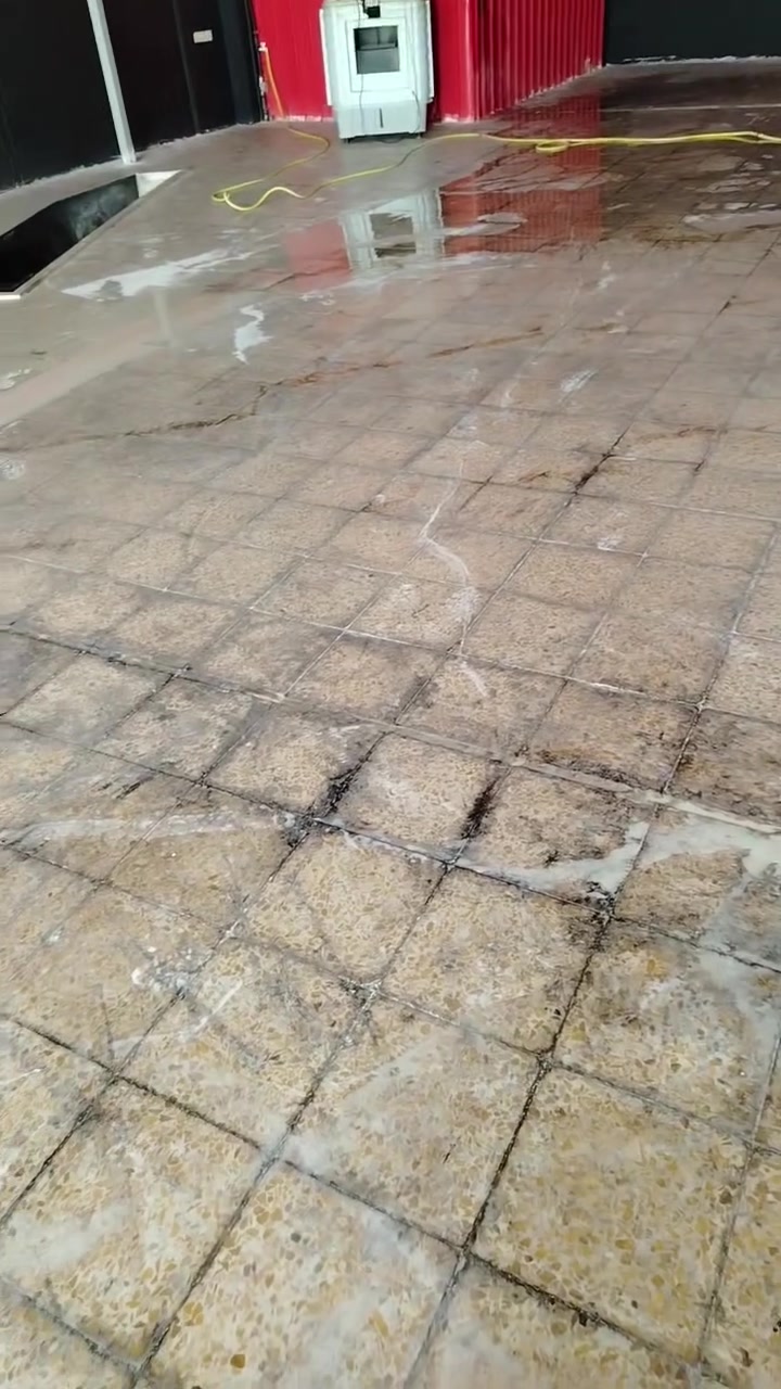 جلي جميع انواع الكاشي والمرمر وتنظيف وتلميع البورسلين
***********
***********
