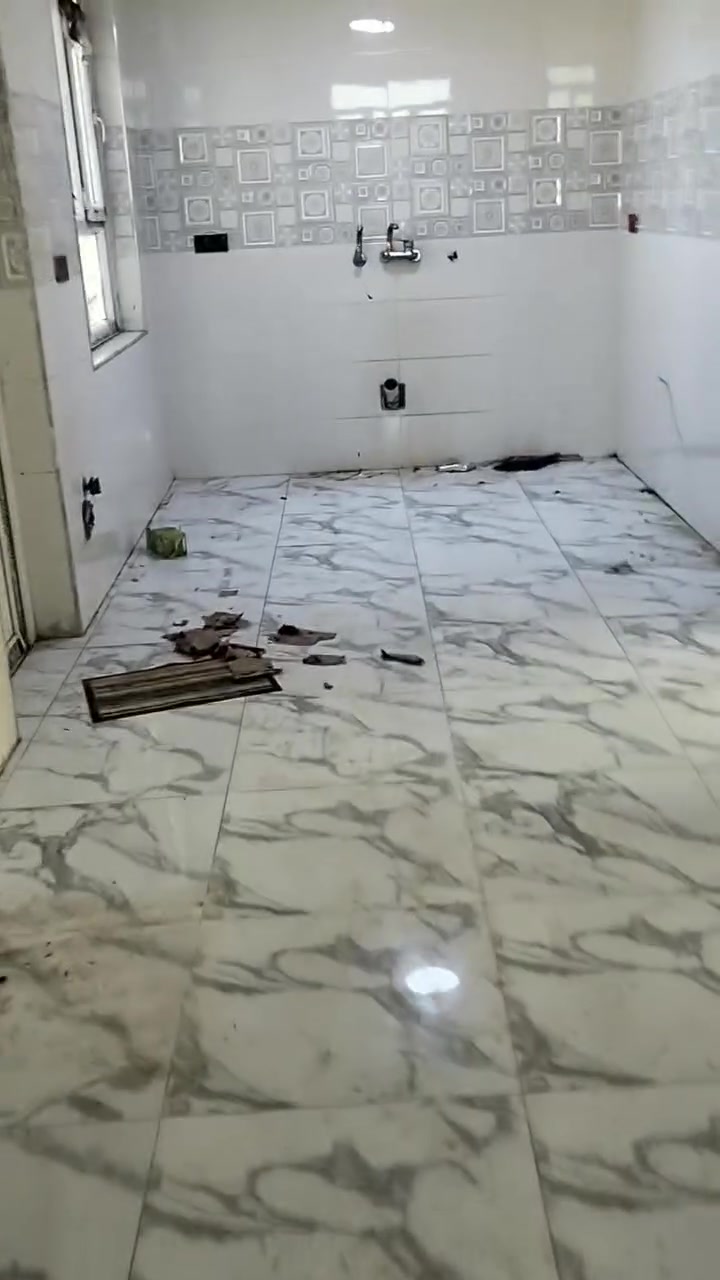 السلام عليكم شقق و محلات للايجار قرب جامع كامل العبود الاستفسار ***********
