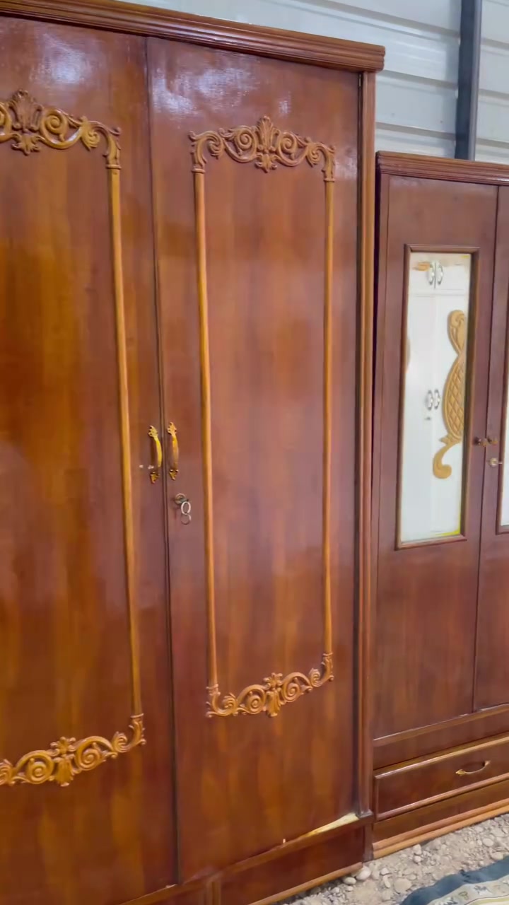 للاستفسار *********** واتساب أو مراسلة الصفحة
