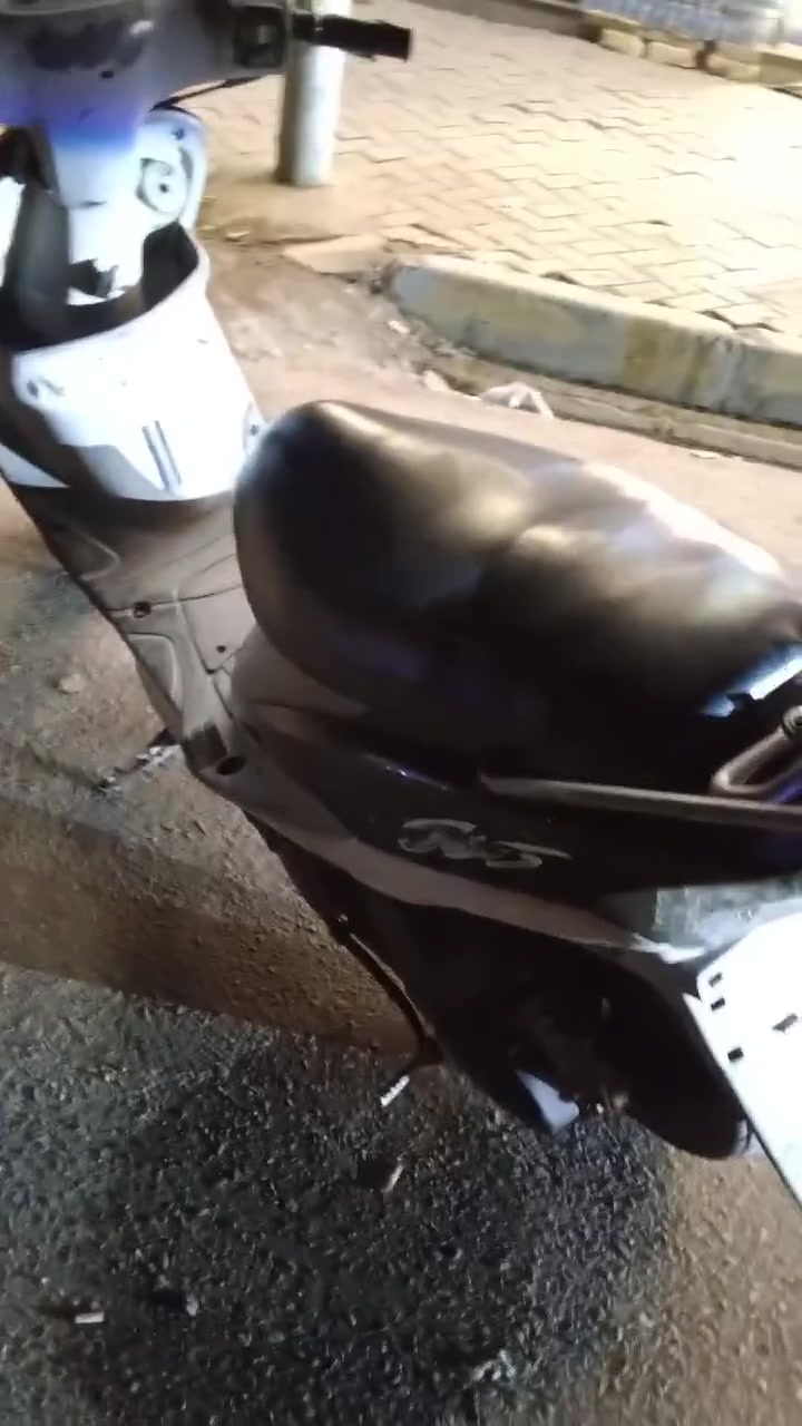 سلام عليكم دراجه ماكس منغولي للبيع مفتوحه بس ولفات السعر  550 وبيه مجال هذا رقمي ***********
