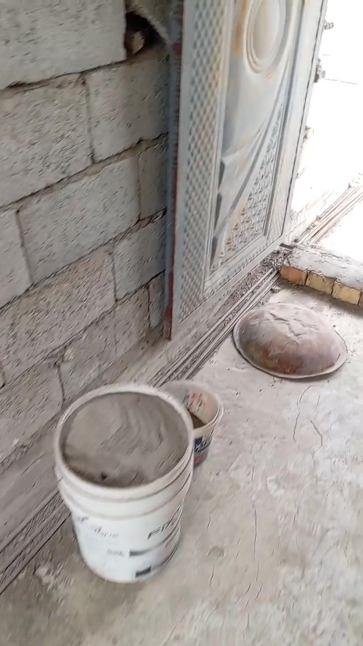السلام عليكم  عندي هذا الشيش ١٣ روطه نوعيته سوبر سعرهن ١٢٠   رقم ***********
