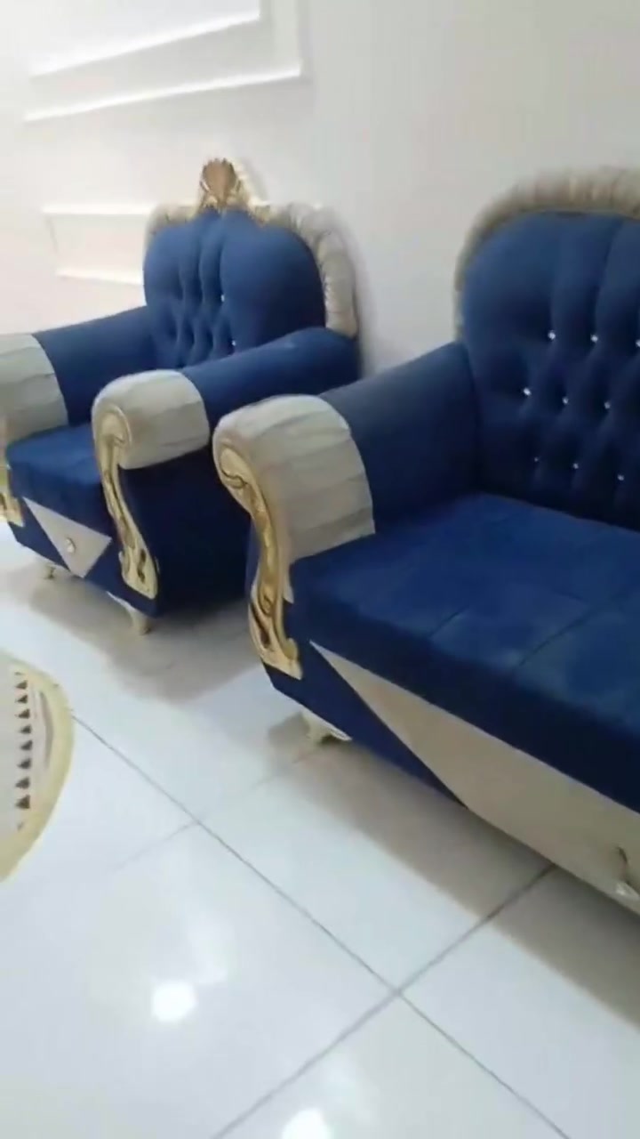 سلام عليكم تخم 11نفر نضيف فرد نوب
5مقاعد مابي اي ضررر وسعره يخبل وهوه نضيف بس 

عايزه غسله قماشه يخبل مابي كل ضررر سعره 350وبي مجال 

تخم ملكي مكاني نجف ملحق لقريه لغدير يم بازين خانه مال 

ريبال رقم لهاتف بس وتساب فقط ***********
