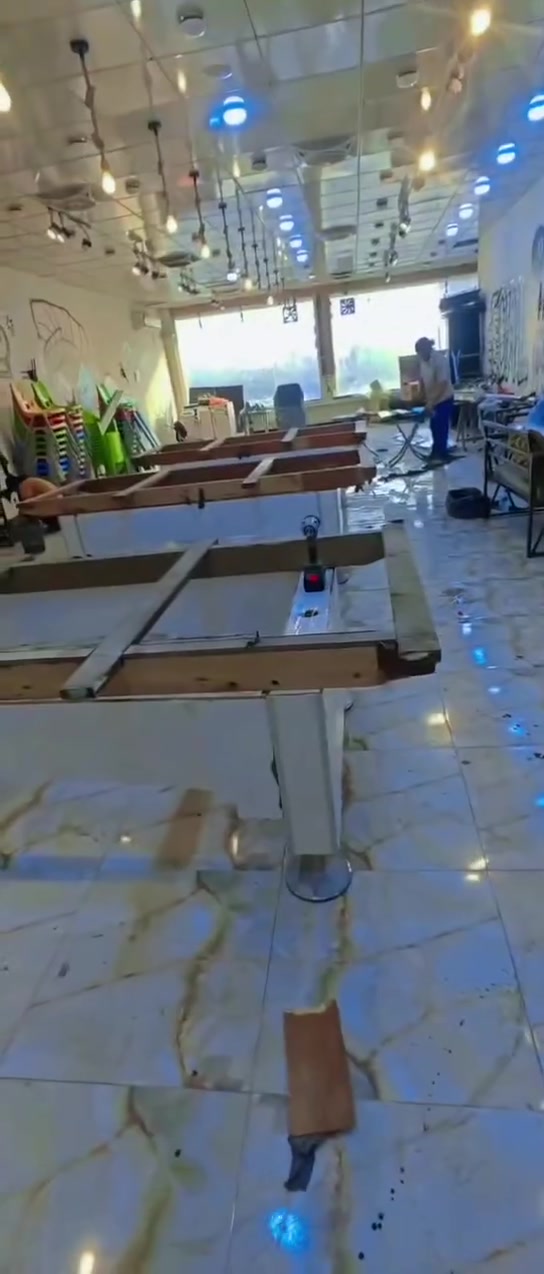 يوجد كادر مختص لشد البليارد والصيانه بالانسب الأسعار ويوجد جميع انواع البليارد المستخدم والجديد ماركات عالميه مع الضمان يوجد شد ونقل كافه محافظات العراق
***********
🎱
