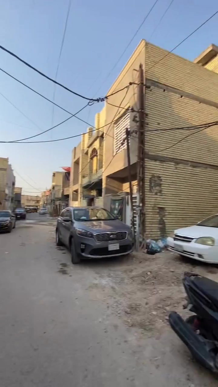 سلام عليكم بيت جديد مفتاح للإيجار مساحه 50متر الخطيب الزراعي  الاستفسار الاتصال ع رقم ***********
