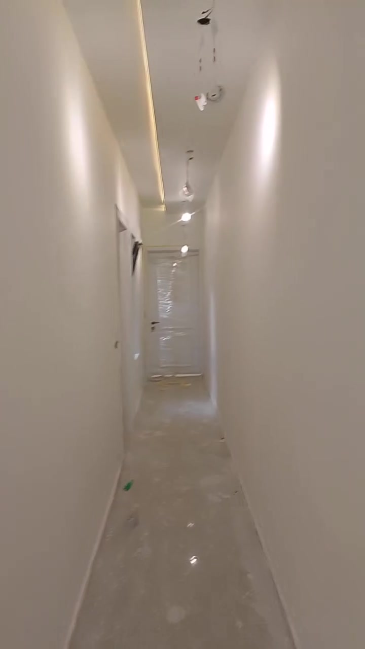 صباغ بيوت هذا شغلي اليحتاجني يدلل
***********

