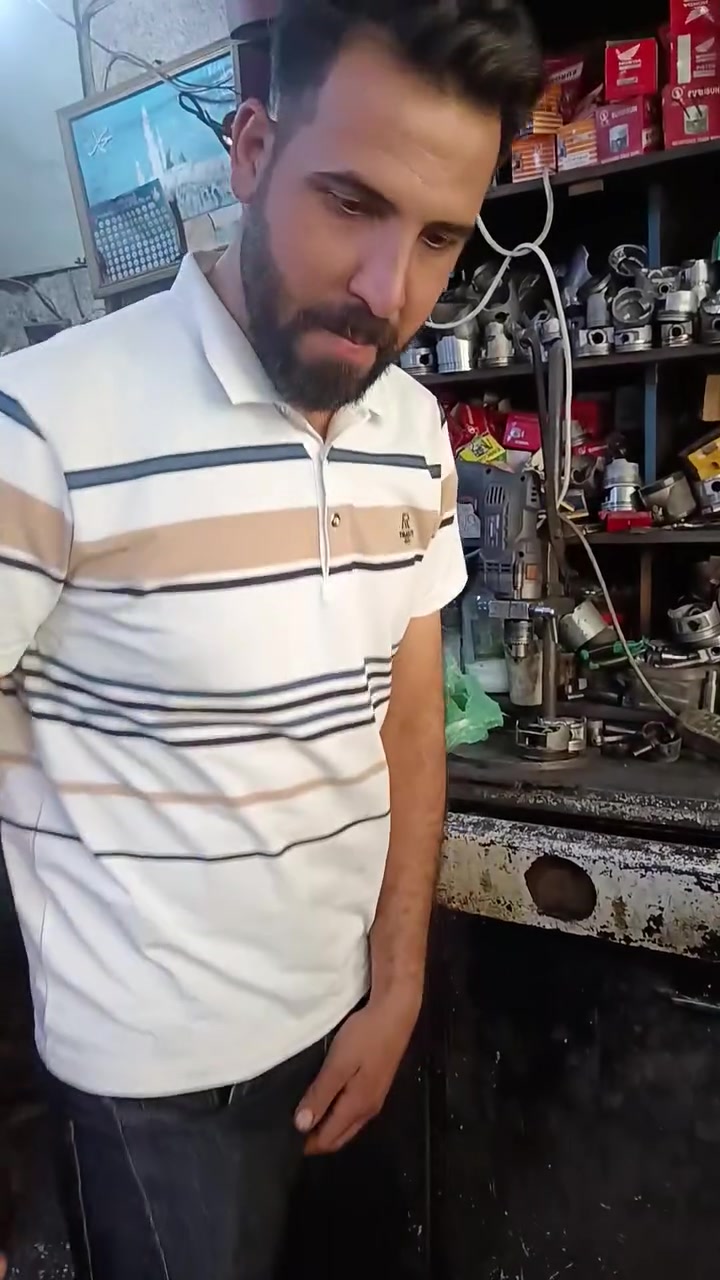 السلام عليكم
اليوم اجونه ضيوف من مدينه الفلوجة عدهم سلندر 81
اجرينا على البستم بعض التعديل كما عودناكم و انشاء الله يعجبكم الشغل
بغداد ساحة الطيران
***********

نص مكتوب في الصور:
- O HONOR 90 Lite
- 100MP Ultra Camera
- HONOR 90 Lite
