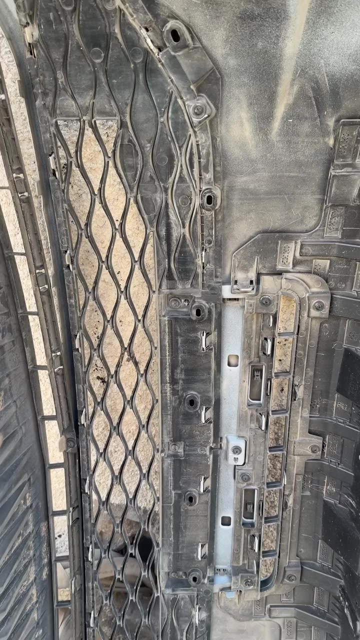 BYD Seal • ضربة يسار • قطع سليمة