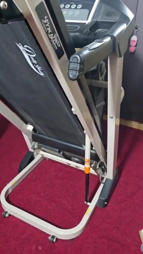 السلام عليكم
🏃‍♂️ جهاز مشي كهربائي للبيع 🔥

جهاز مشي كهربائي Day Life بحالة ممتازة، مستخدم لمدة شهرين فقط.

✅ استخدام خفيف
✅ يعمل بصورة ممتازة
✅ يتحمل وزن 120 كغم
✅ سرعات متعددة تصل إلى 14 كم/ساعة تقريبًا
✅ شاشة إلكترونية و سماعة بلوتوث وحساسات نبض
✅ مناسب للمشي والركض داخل المنزل

💰 السعر: 500 ألف دينار عراقي
🔄 يوجد مجال بسيط للتفاوض للجادين فقط

📞 للتواصل:
***********
***********
