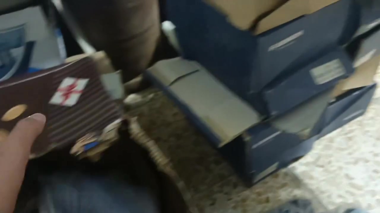 احذيه بناتي ولادي
من قياس 18 ال 36
العدد 40 قطعه 
سعر القطعه 3 ونص 
يوجد توصيل 🚖 
***********
