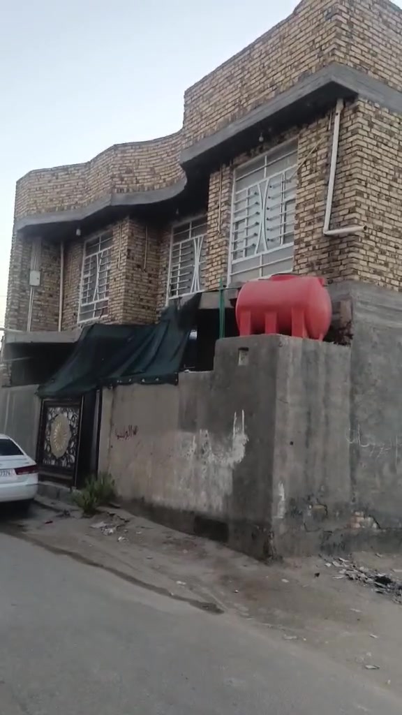 السلام عليكم بيت أبو الهيمه بانزله مال المدرسه يصير مقابيل المدرسه الضياء بيت طابقين بي أربع غرف نوم وثنين صالات وثنين مطابخ وربع مجمعات صحيات البيت كامل طابو زراعي سند ٢٥  وره البيت حديقه ٢٧٠متر  سعر ١٣٥وبي مجال قليل للشراي أي ستفسار الاتصال على الرقم ***********
***********
الفديو بي تفاصيل كامله
السلام عليكم بيت أبو الهيمه بانزله مال المدرسه يصير مقابيل المدرسه الضياء بيت طابقين بي أربع غرف نوم وثنين صالات وثنين مطابخ وربع مجمعات صحيات البيت كامل طابو زراعي سند ٢٥  وره البيت حديقه ٢٧٠متر  سعر ١٣٥وبي مجال قليل للشراي أي ستفسار الاتصال على الرقم ***********
