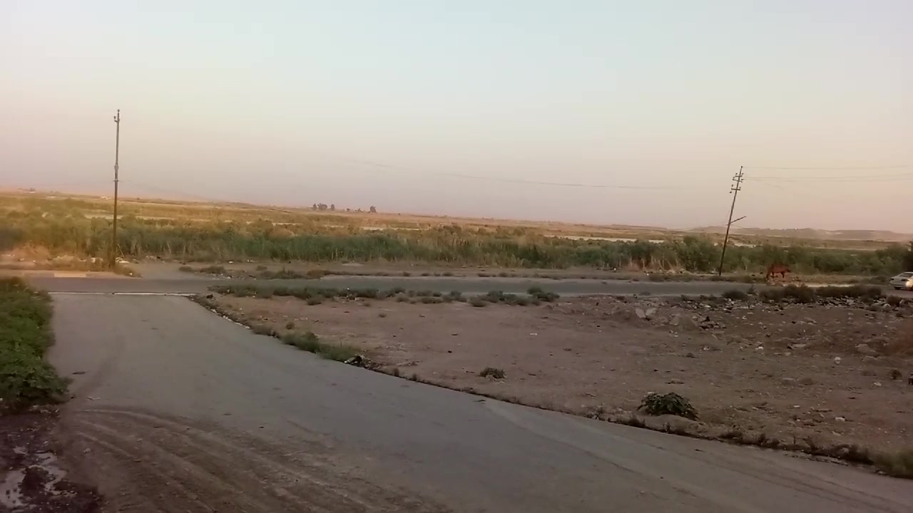 عندي هاي قطعت ارض البيع المساحه 300سند شرط التحويل العنوان حمام  العليل دور المشراق التواصل عل رقم ***********