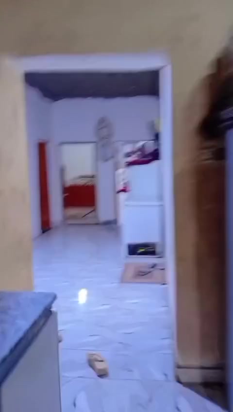 بيت للبيع وقف سني مامسجل العنوان ابوالخصيب طريق الوصطي 3غرف وصاله واستقبال ومطبخ بيت كلش نضيف ومرتب بنيانه جديد مصارله هوايه مساحته 300 متر سعره 30 وبي مجال *********** لتواصل واتساب
