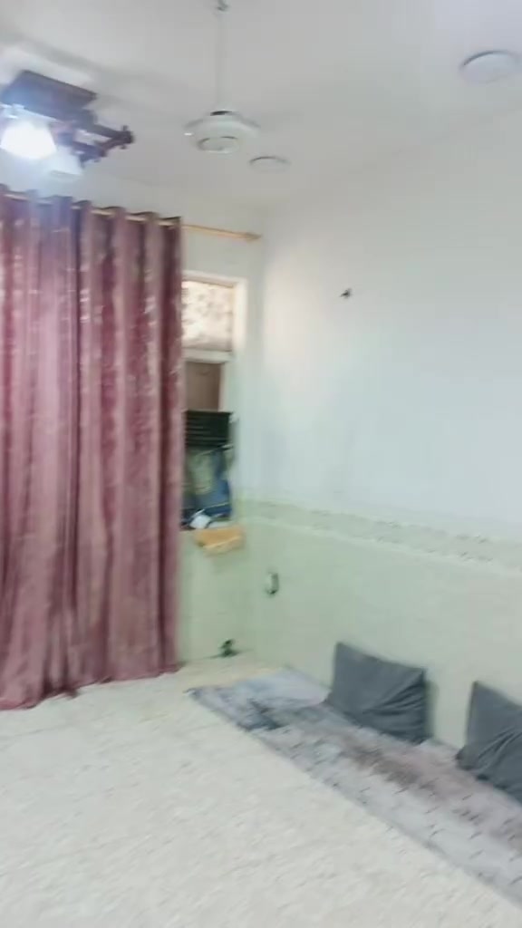 بيت 50 متر طابقين بناء 2020 الشعله الدوانم شارع بيت عنيد مقابل اسواق بيت جراح للاستفسار *********** 
سيد احمد

