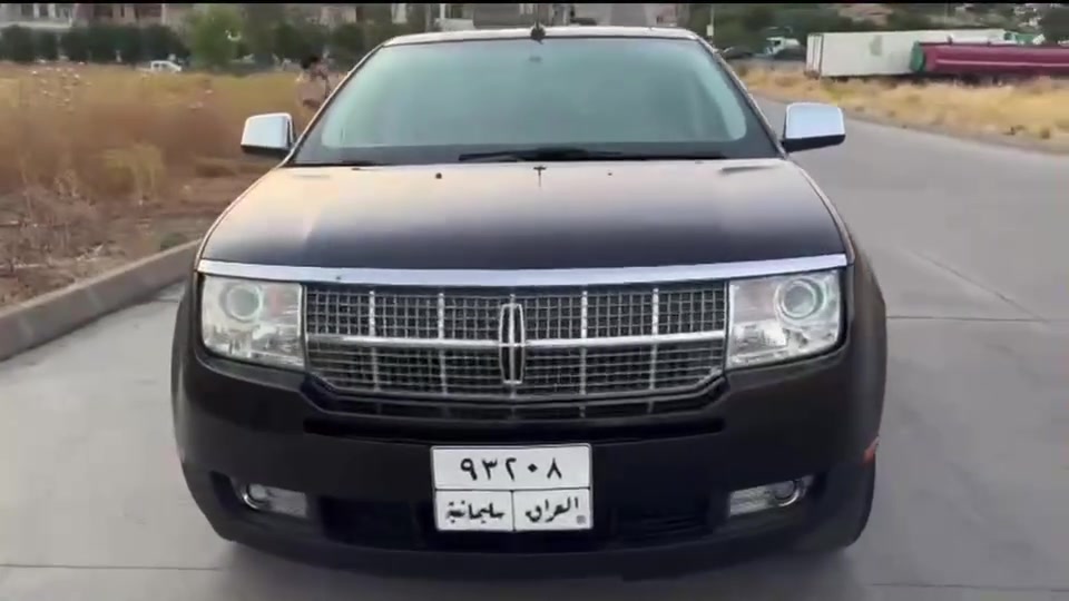 لين كولينگ موديل ٢٠٠٨ خليجي فول مواسفات فول فول حجم محريك ٣٥٠٠ سته سلندر ٦ گير محريك بيلادي مثل فورت توروس نفس شي بس ئيستراد خاص مواسفات 
پانوراما ده بل صلايت 
كوشن جلد و كهربائي ميموري تتفيئه و تبريد كوشن 
سوكان ڤوليوم تحديد سورعه 
شاشه چبيرو حاسه خلفي 
دواخل فورميكا 
ده بل ئه كسل 
حتي حجر صالوصا موجود شريكه 
تبريد شغال 
صدرها ميه بل ميه 
تايرات جديد 
سنويه باقي موصاقطه 
بس رقم قديم 
صبغ بس جملغ نص بدون دواخل چملغ أمامي 
سعرها ٨٣$ مجال 
موكان سياره سليمانيه 
رقم موبايل ***********
