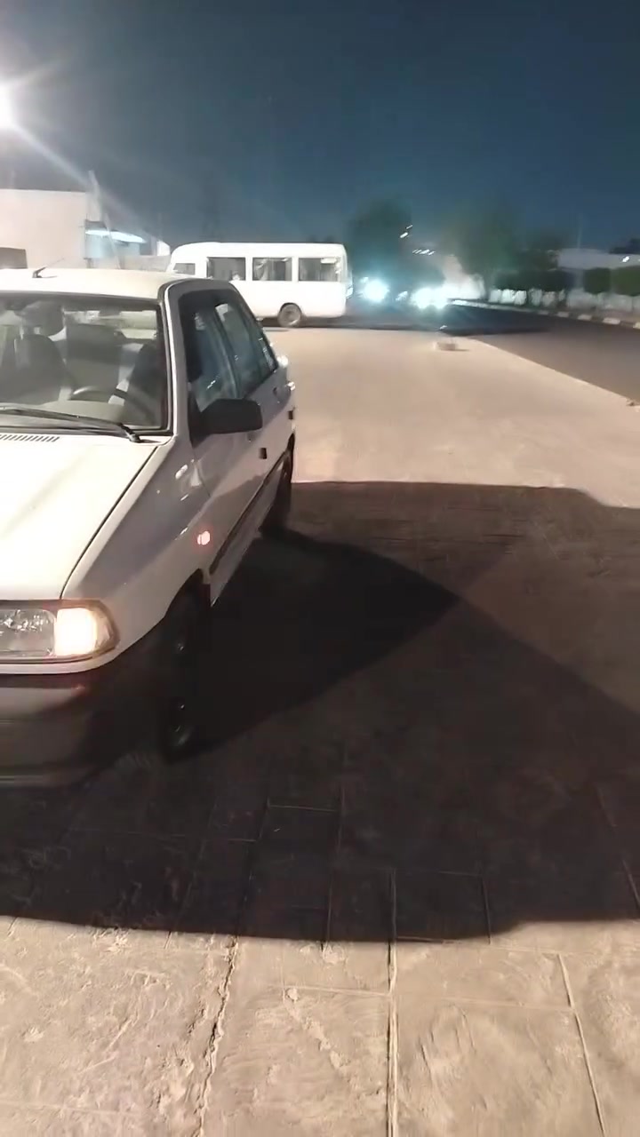 يالله السلام عليكم سايبا للبيع موديل ١٥ جاهزه كفاله عامه بدون صبغ بدون حادث صدر أمامي خلفي جديد شواصي مكفولات تخم تاير كير مكينه جدد تبريد شلج تدفه شغاله جاهزه على آخر حبايه اتصال *********** أو *********** مكان بغداد التاجي ابو عضام تحويل مباشر السعر ٣٨ قفل الي يعجبه يخابرني ويدلل

