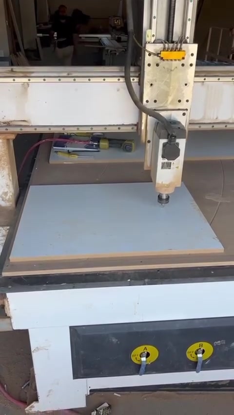 السلام عليكم
مكلف بل نشر

معمل نجاره متكامل  

مكاين كامله

رقم الهاتف ‏‪‏‪***********‬‏
