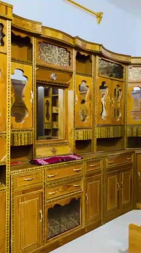 يوجد غرفة نوم عراقي فول نضافة للعلم محل تواجدها قضاء القائم للاستفسار الاتصال على الرقم  ***********
