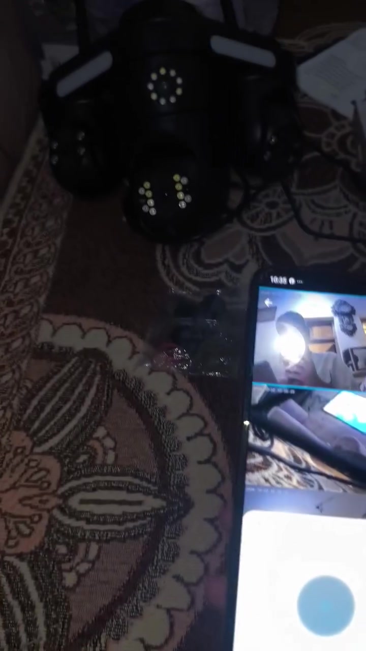 كامره مراقبه 360 درجه للبيع الكامره فول مواصفات على الوايفاي تحتوي على مايكرفون وحاكيه سماعه من الهاتف الى الكامره و العكس بيهه تسجيل شاشه وينضافلهه رام وتكدر تتحكم بيهه عن بعد تكدر اتكبر الصوره وتبعدهه وبيهه صفاره انذار وبيهه تتبع الاشخاص بلذكاء الاسطناعي والتقاط صوره تلقائيه الكامره معروضه بلامزون ب 170 الف يمي ب 75 فقط مع مجال بسيط للشراي التواص خاص وواتساب ***********
