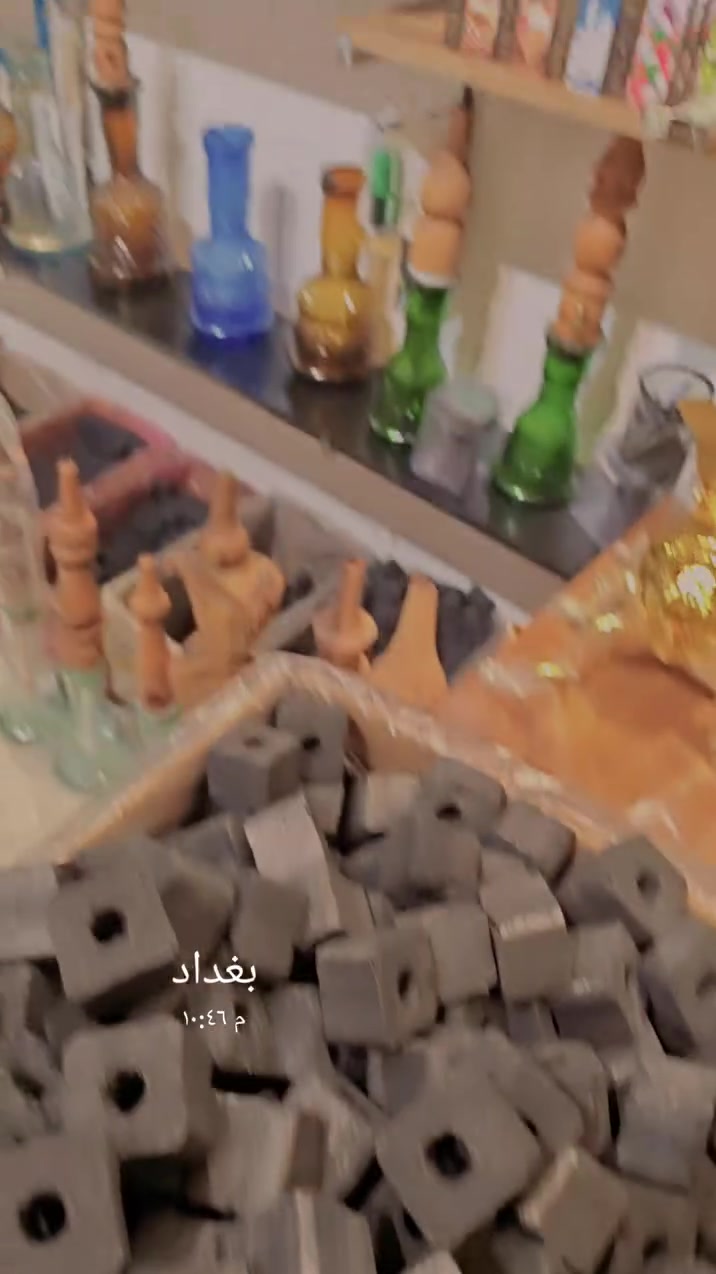 سلام عليكم متوفر انواع الخلطات  من عادي الى  vip
ومتوفر فحم طبيعي صيني اصلي  
ومتوفر سحبات فيب كل الانواع وايشي انته تريده اوفره الك  
ويوجد توصيل من 10الصبح لل ٤ الفجر وبل خدمه 
***********
