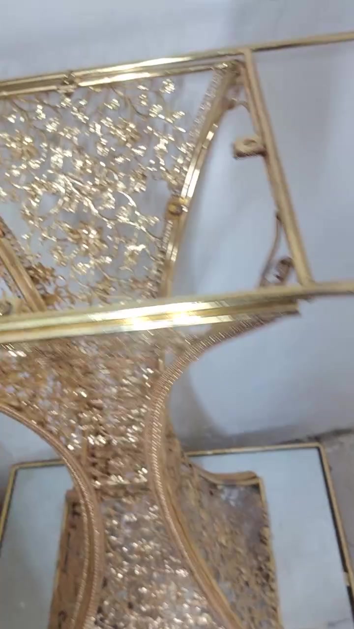 عربانة تقديم • عيد ميلاد • شكلها حلو