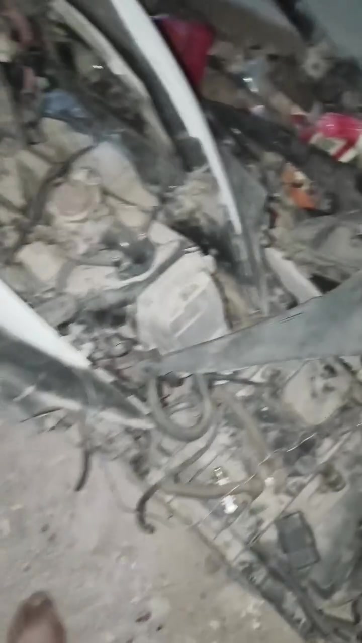 كامكو جي آر وياهة شاصي غراضهة كامله كفراتهة ولايتهة وسواداتهة دراجه كاطعة نار ابيع كوم حديد سعر 175 مكاني بصره شعيبه *********** فقط واتساب
