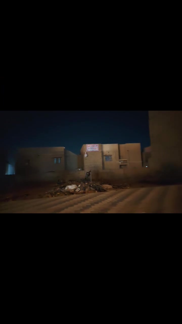 بيت مع مشتمل للبيع
المساحه 300 متر / طابو صرف 
بأسم شخص واحد 
العنوان : شارع 60 قرب ناجي گماش  قريب ع مجمع الضامن الطبي بظهر مذخر الرواد 
***********
