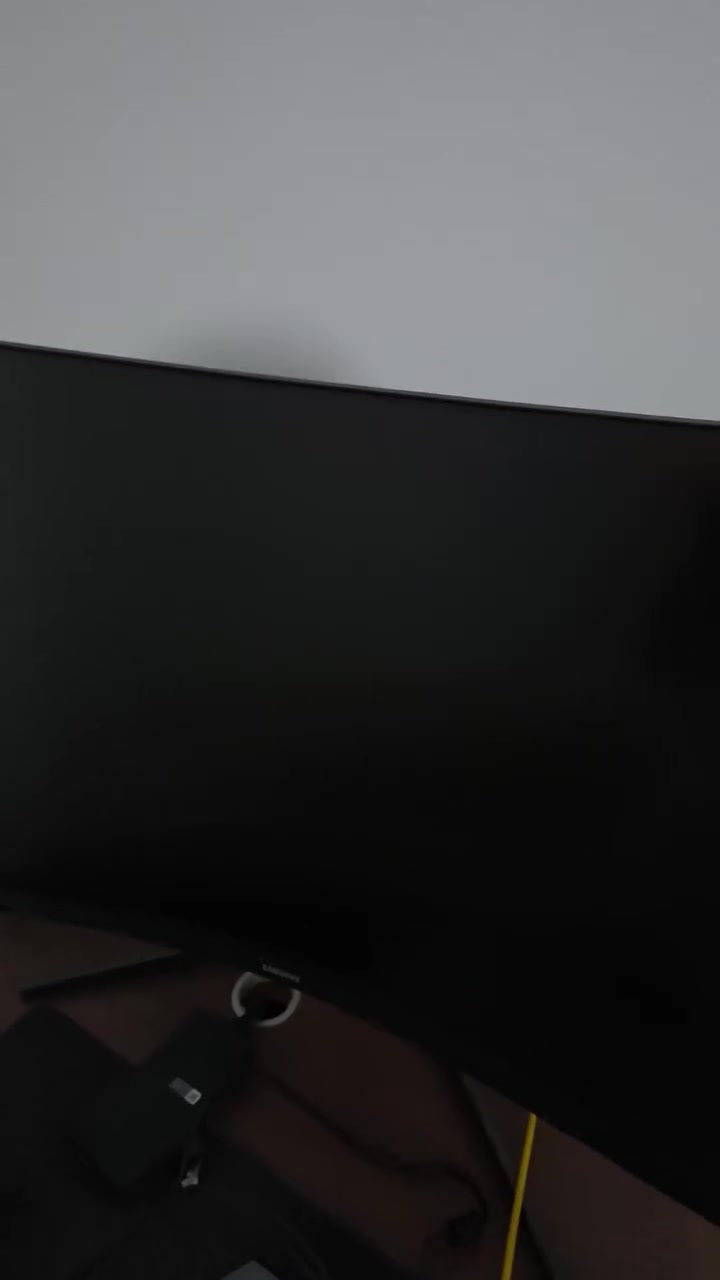 السلام عليكم
شاشة samsung g7 للبيع فقط
🟣داخل البوست فيديو فحص للبكسلات 
Curved
240hz
2k
32 inc
🔵 غراضها كاملة 
 
🟡 كارتونة
🟡 كيبل دسبلي بورت
🟡 المحولة
🟡 وكيبل التشغيل 
🔴 الشاشة نظيفة من الاخير لا واكعة لا مضروبة وموجود فيديو بالمنشور فحص للبكسلات مابيها اي مشكلة 

سعرها 425 الف وبيها مجال بسيط جدا ( الجديد مالتها سعرة 685 الف ) 
واتساب فقط ***********
مكاني : كرادة داخل 
توصيل غير متوفر
