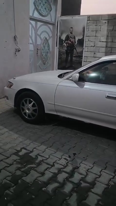 مارك موديل 1995
السيارة خير من الله 
كفاله اصوليات كص نقل حثه
رقم بغداد مشروع وطني 
وين ما تريد تحول  بسمي السيارة تريد تحويل ثاني يوم 
تجي تكلبها بيدك ماقصر وياك السيارة نعمه من الله تبريد ها  نقص غاز فقط يعني السيارة مامتعوبه استخدام شخصي 
سعرها 65 بيها مجال حك الجيه***********
