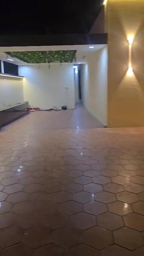 🏡 فرصة استثنائية لعشاق الفخامة والاستجمام
مزرعة راقية للبيع بمواصفات متكاملة تجمع بين الراحة والخصوصية، وبأوراق قانونية مضمونة! 🌳✨

المواصفات القانونية والفنية:

📄 الملكية: طابو زراعي (سند 25) جاهز للتحويل.

📐 المساحة: 1,350 متر مربع.

🛏️ عدد غرف النوم: 4 غرف نوم واسعة ومريحة.

🛋️ الاستقبال: صالة استقبال فخمة بتصميم مميز.

🪵 الجلسات: جلسة عربية (ديوان) بطابع أصيل دافئ.

🍳 المطبخ: متكامل ومجهز.

🏊 المسبح: مسبح خاص ذو إطلالة رائعة.

🍖 الترفيه: منطقة باربكيو (BBQ) مخصصة للشواء.

🌳 الحديقة: حديقة متكاملة منسقة بأحدث الديكورات الخارجية.

✨ المزرعة جاهزة تماماً ولا تحتاج لأي مصاريف، مثالية لقضاء أجمل الأوقات مع العائلة أو للاستثمار الناجح!

📞 للتواصل والاستفسار، يرجى الاتصال على الرقم: [أدخل رقم الهاتف هنا//*********** //العنوان بغداد الدورة البوعيثة
