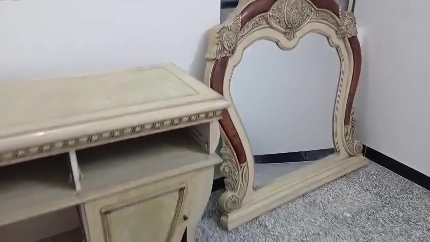 غرفة نوم ملكية • ماليزية • مستعملة