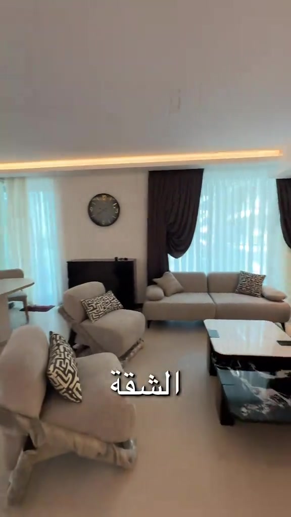 شقة جاهزة للسكن مع الاثاث للبيع مجمع الود السكني 🏡 📩 راسلنا لمعرفة السعر والتفاصيل الكاملة. 📞 قسم البيع: *********** 📞 قسم الإيجار: *********** #شقة_للبيع #مجمع_الود_السكني #عقارات #بغداد #العراق 
