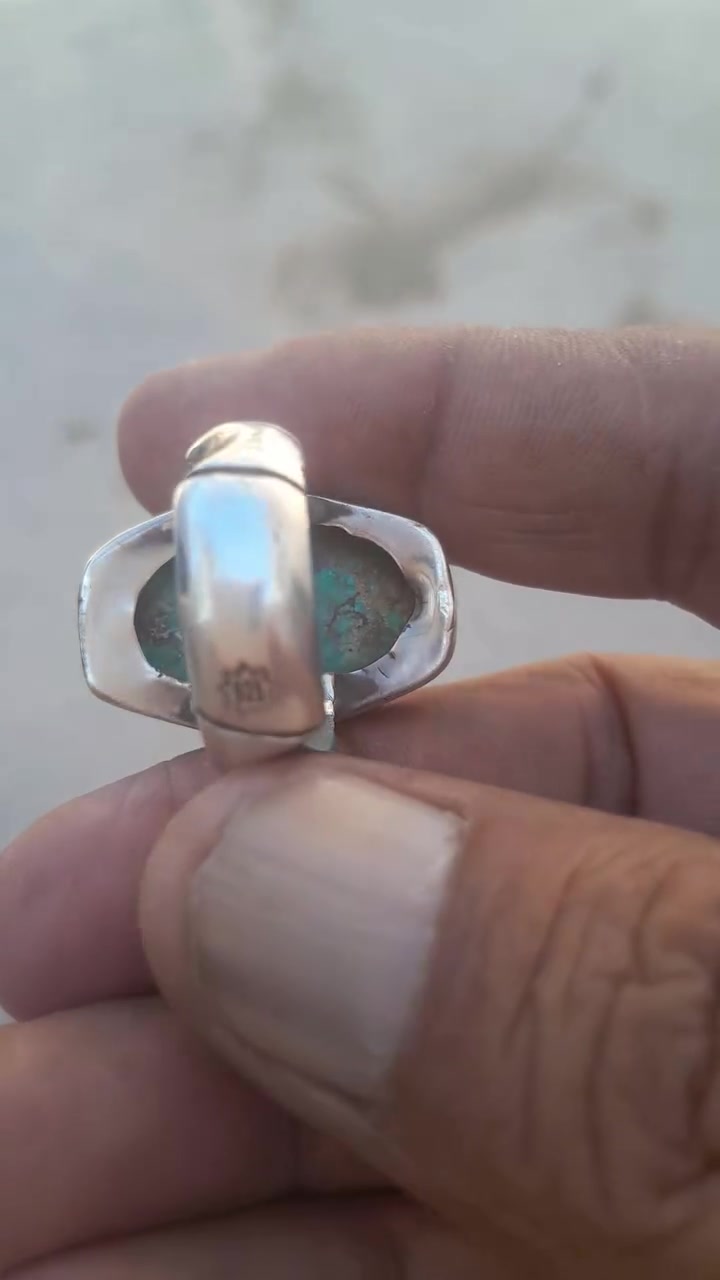 محبس فيروز ج فضه ثقيله سعرة ب ٧٥  مكاني بغداد سبع اقصور  ***********
