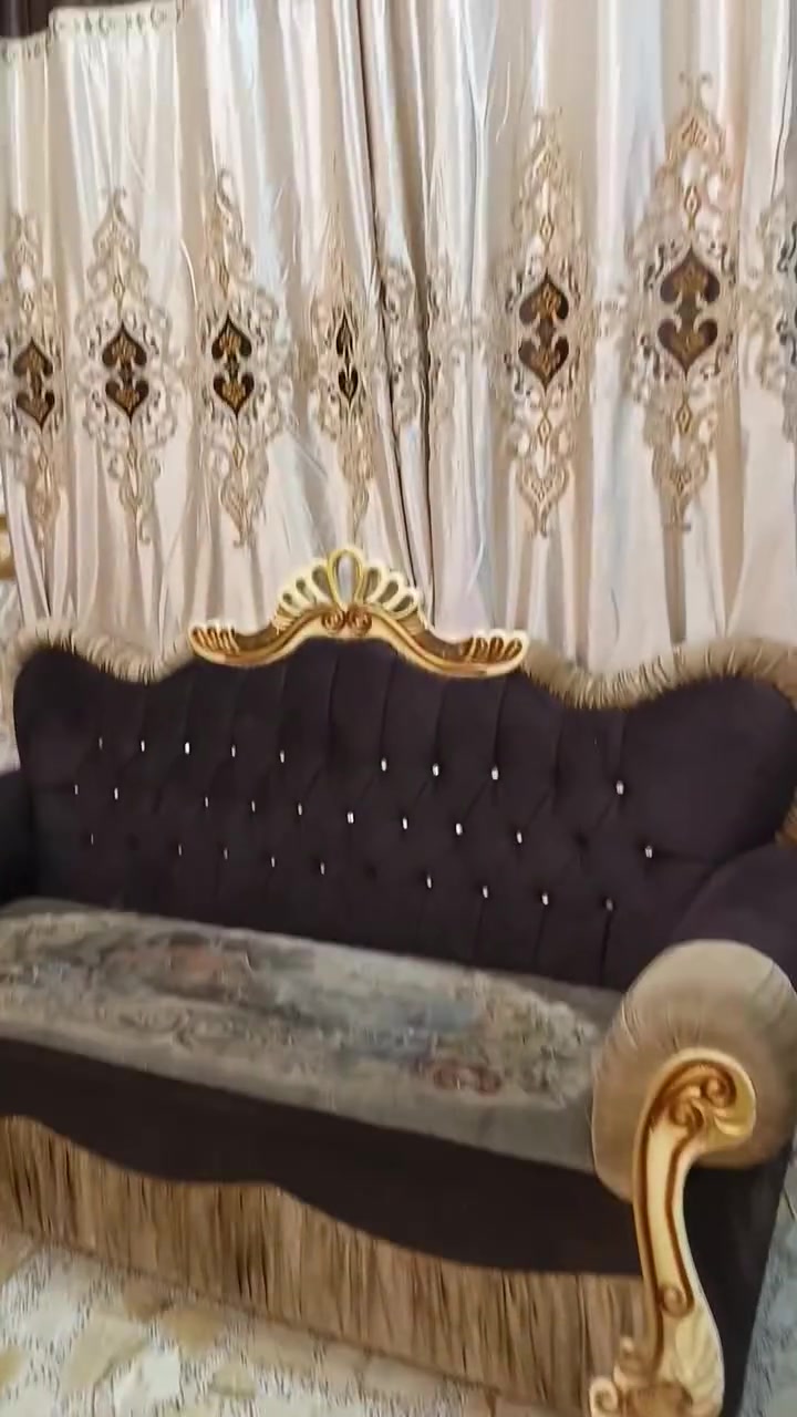 صوفا • للبيع